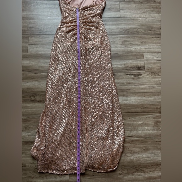 Morgan & Co. Cowl Neck Sequin Crossback Body-Con Gown Gold Dress Sz Jr 9 (6) - Picture 16 of 16